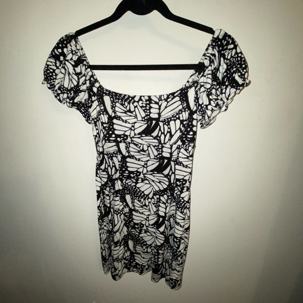 URBAN OUTFITTERS Butterfly dress